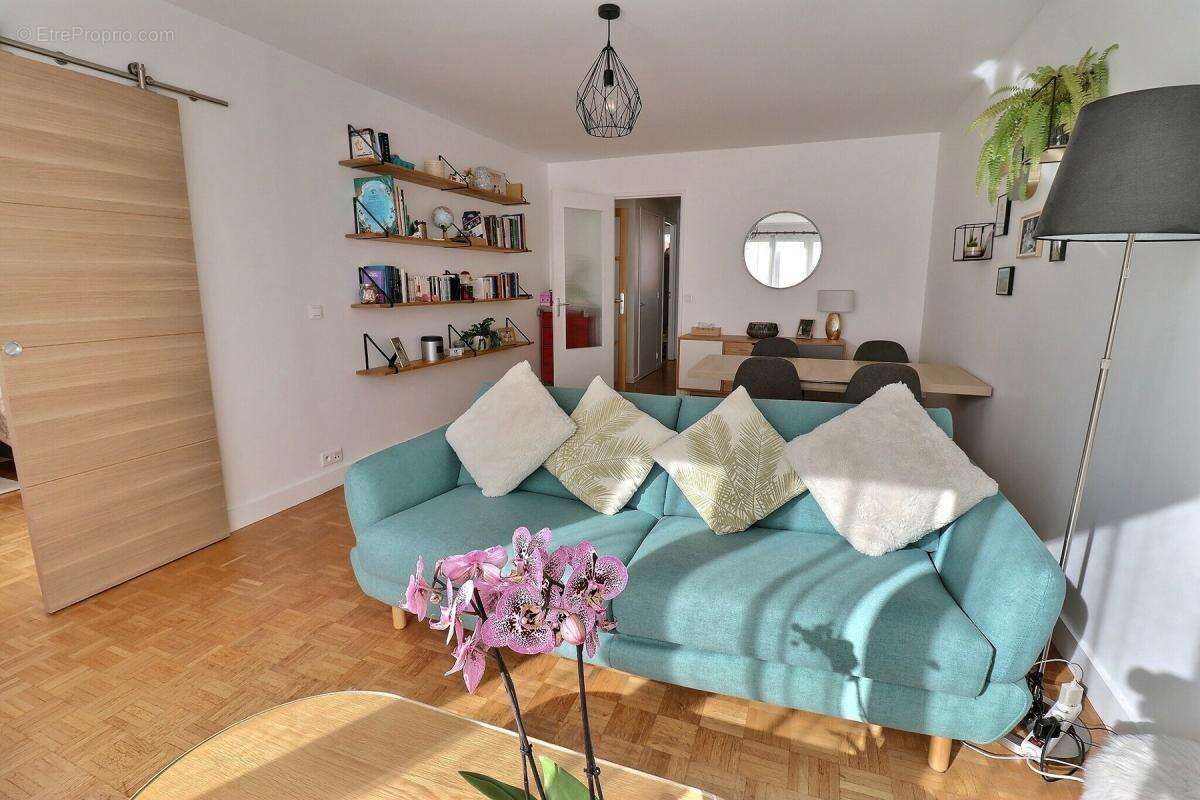 Appartement à COLOMBES