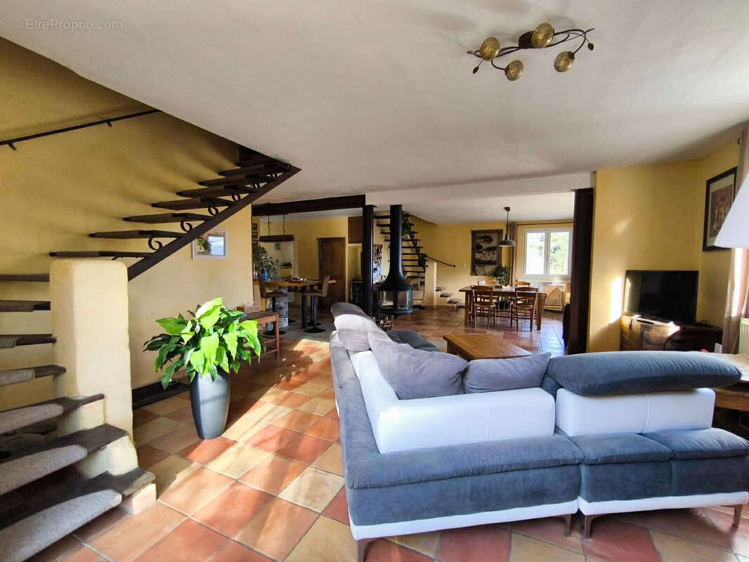 Maison à VINSOBRES