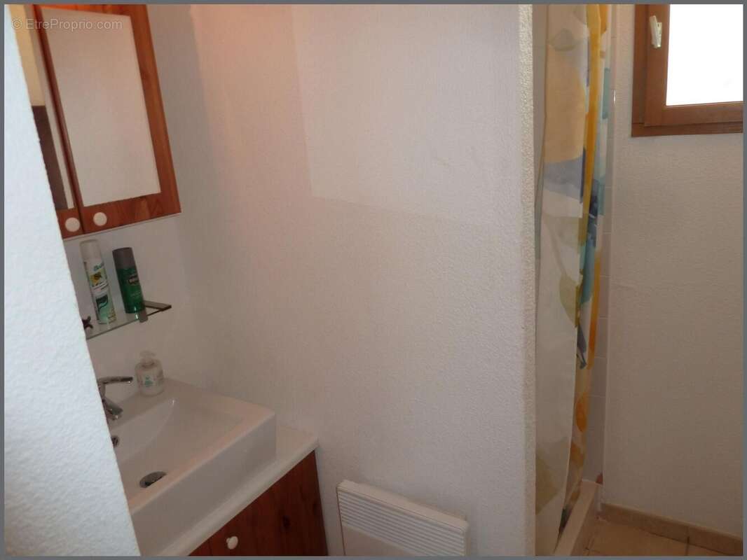 Photo 8 - Appartement à MONTBRUN-LES-BAINS