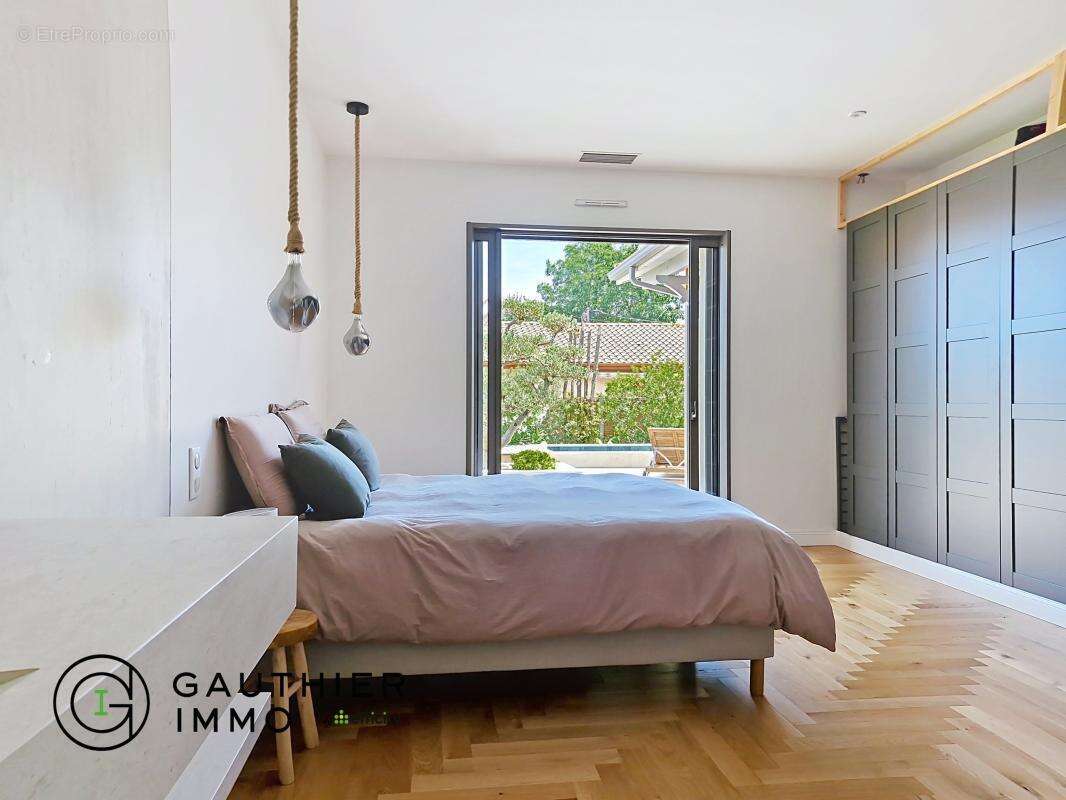 Maison à GUJAN-MESTRAS