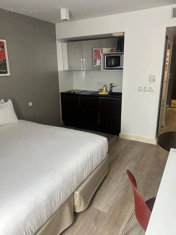 Appartement à MARSEILLE-5E