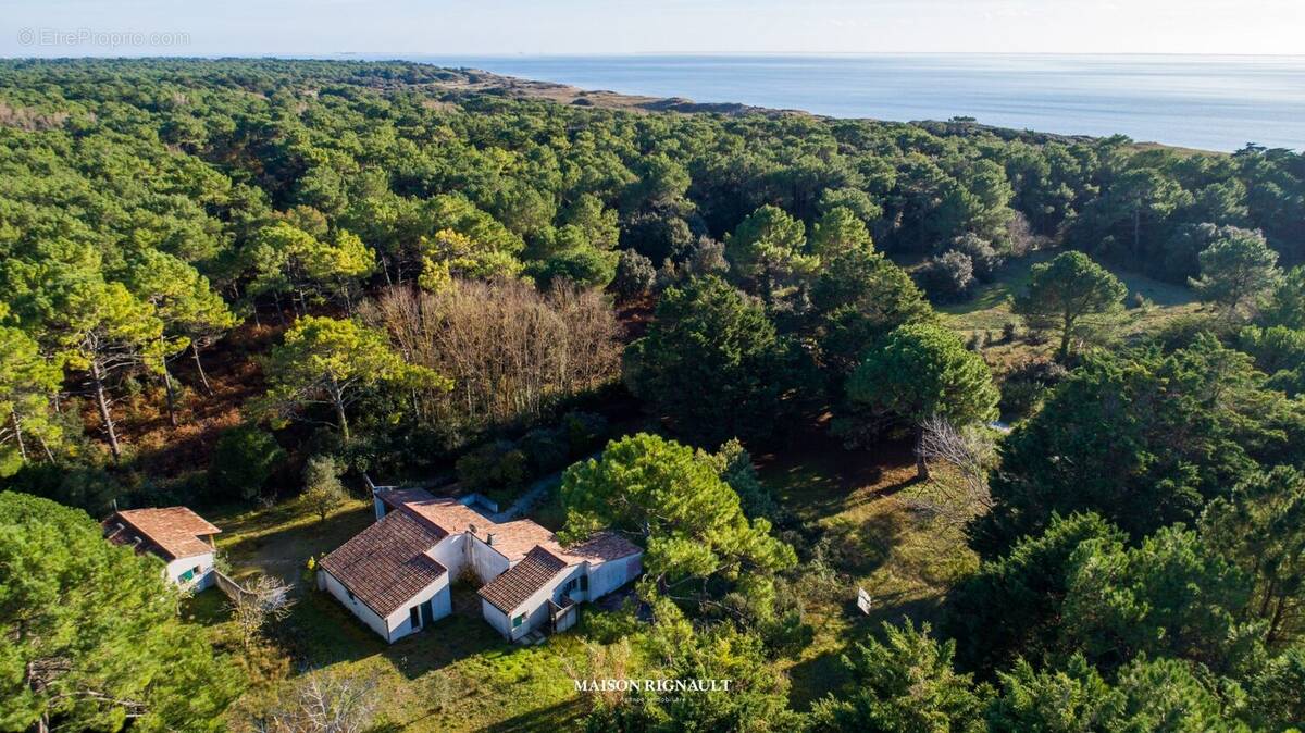 Maison à LE BOIS-PLAGE-EN-RE