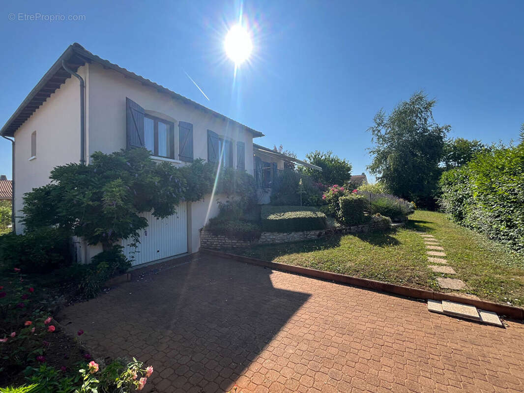 Maison à SAINT-BENOIT