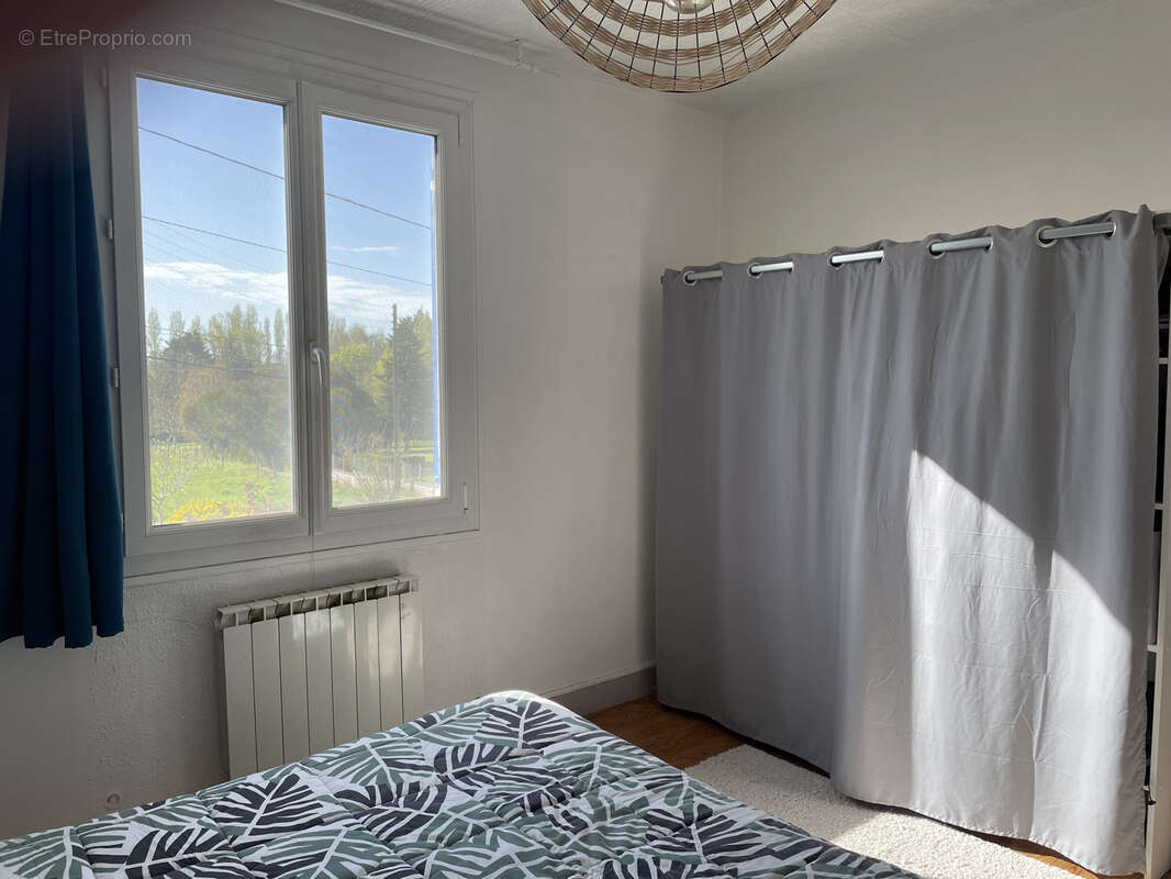 Maison à MORTAGNE-SUR-GIRONDE