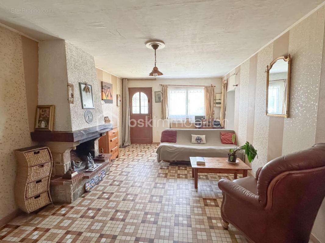 Maison à QUINCY-VOISINS