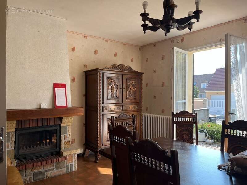 Maison à ROSNY-SUR-SEINE