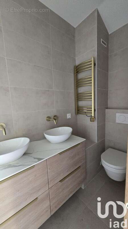 Photo 8 - Maison à LE PUY-SAINTE-REPARADE