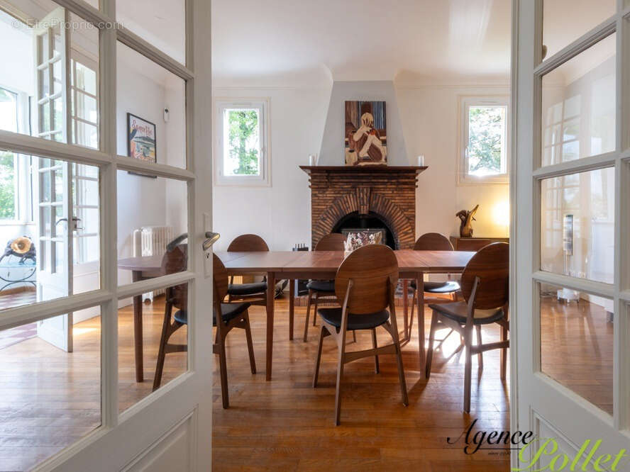 Maison à AUBIGNY-SUR-NERE