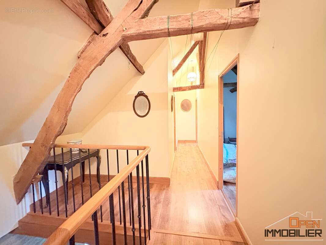 Maison à NADAILLAC-DE-ROUGE