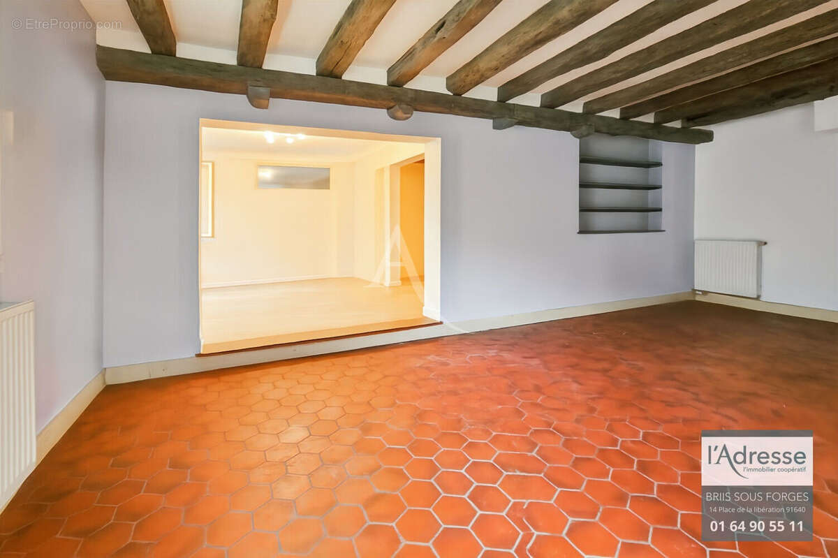 Maison à VAUGRIGNEUSE