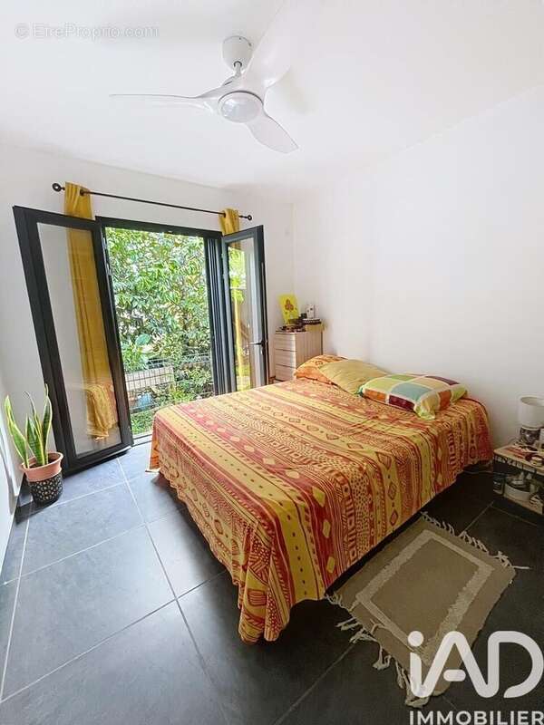 Appartement 95 m² à Les Avirons  - photo 4