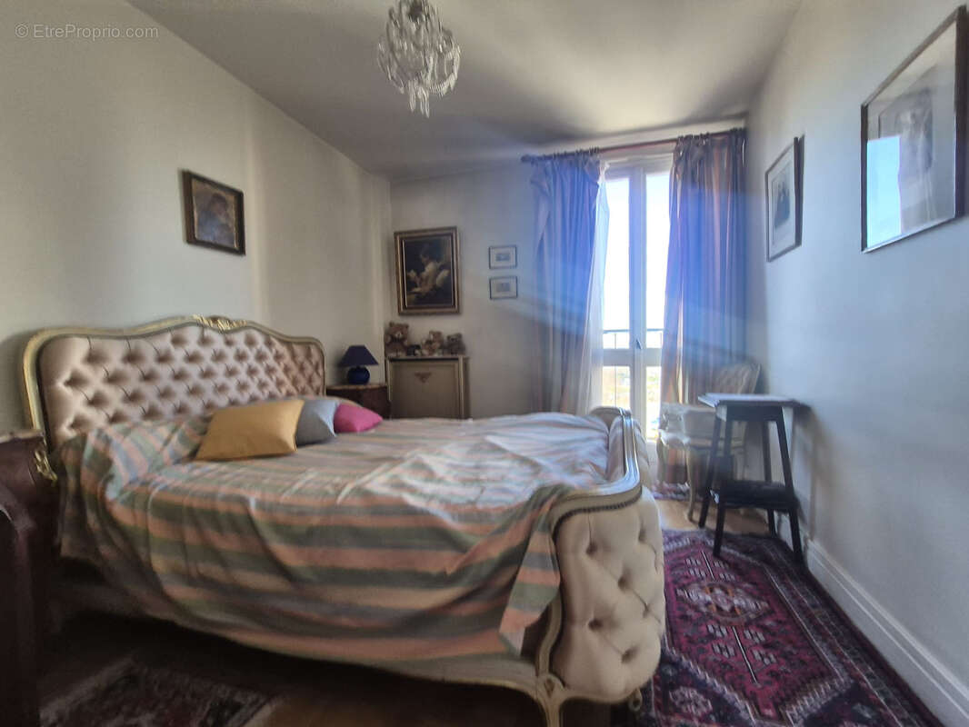 Appartement à BAGNEUX