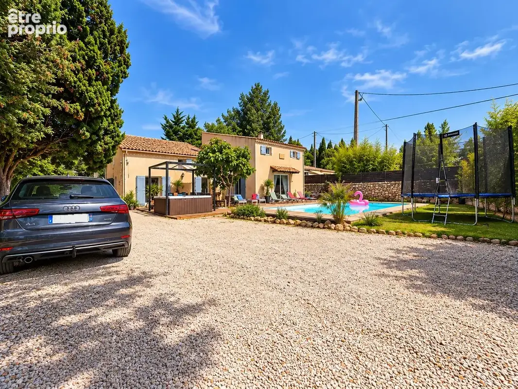 Photo Maison à Pelissanne au prix de 549 000€