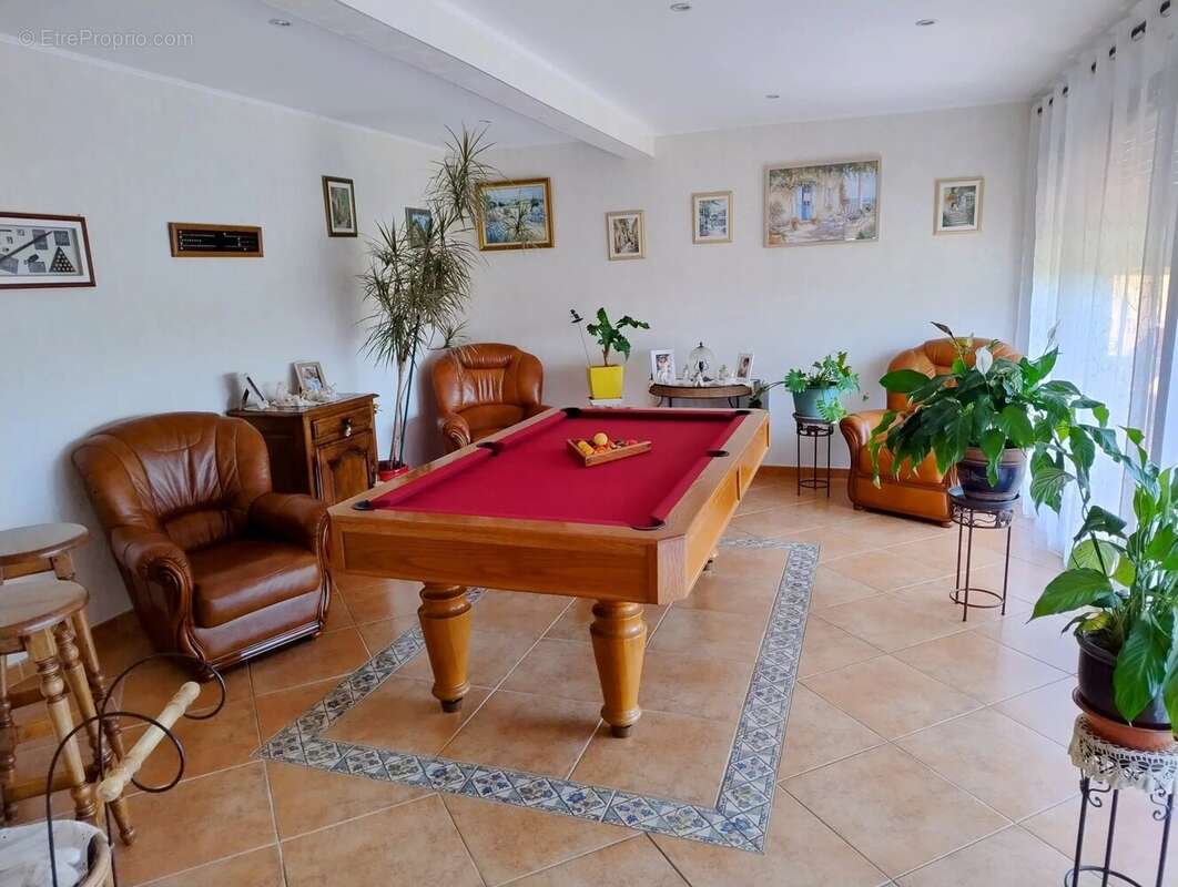 Maison à FLASSANS-SUR-ISSOLE