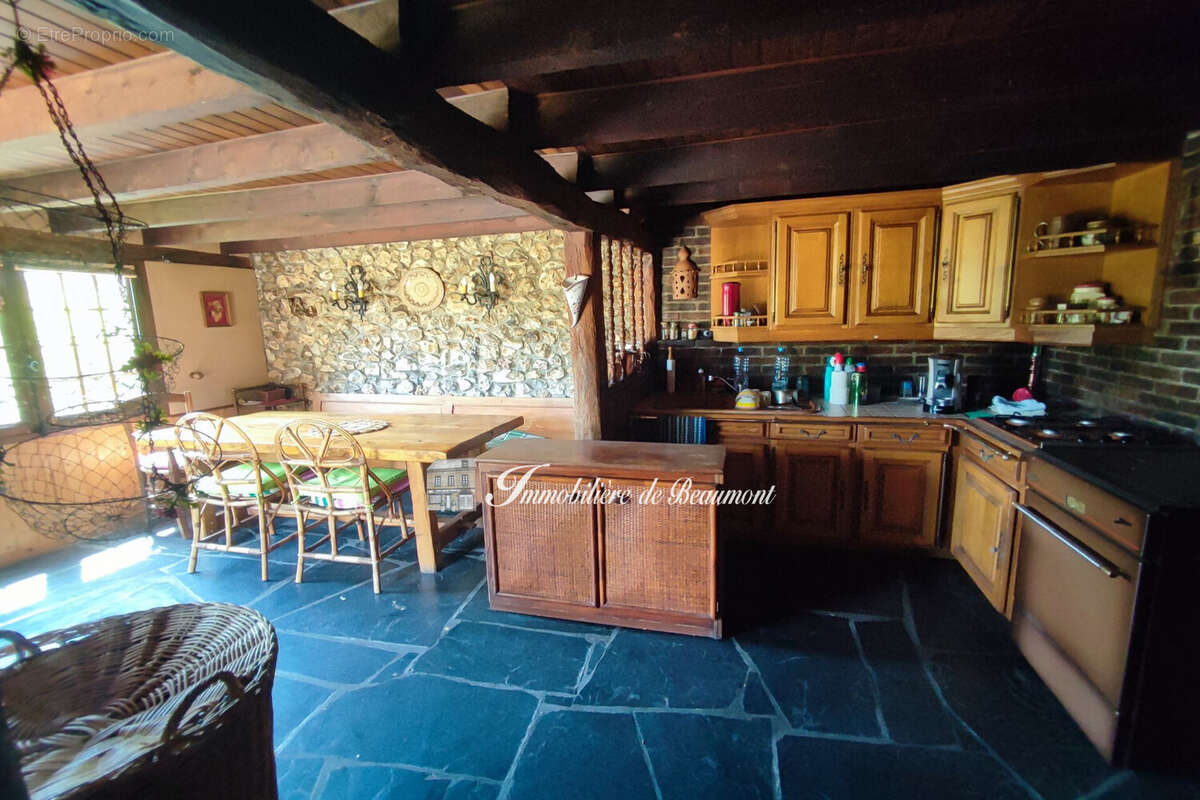 Maison 68 m² à Beaumont-Le-Roger  - photo 7