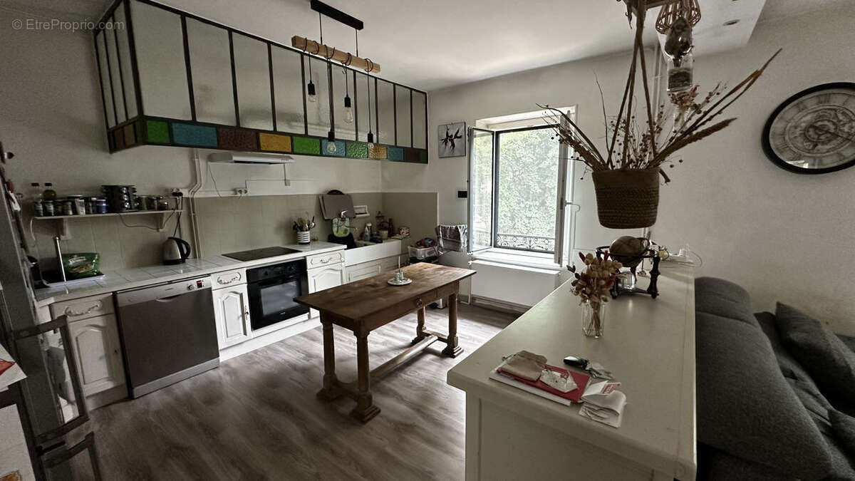 Maison à CLONAS-SUR-VAREZE