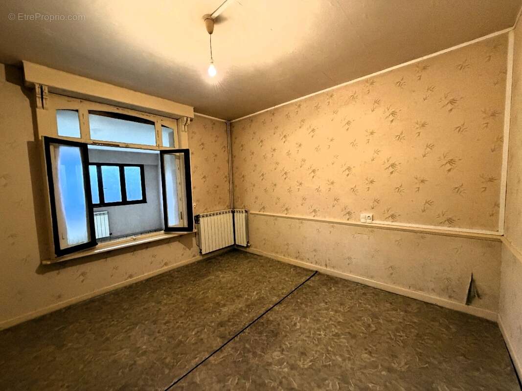 Maison à ACHIET-LE-PETIT