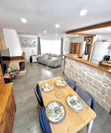 Maison de plain-pied de 142 m² avec T2 indépendant - photo 6