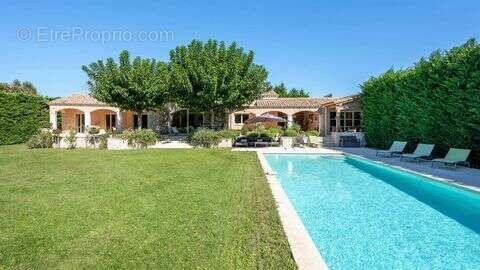 Maison à MAUSSANE-LES-ALPILLES