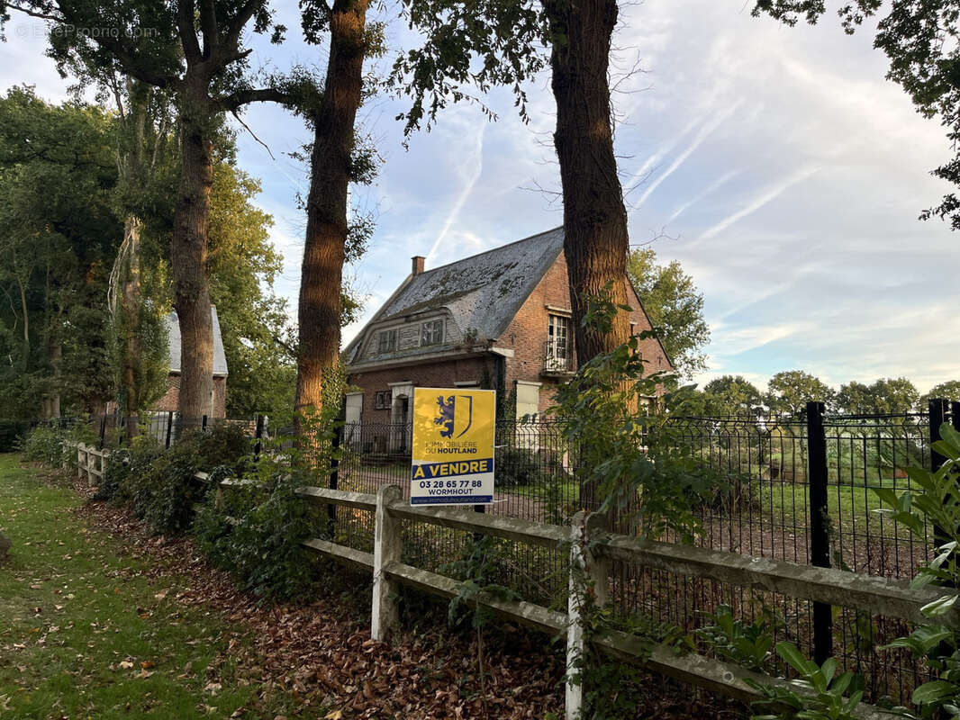 Maison à ESQUELBECQ