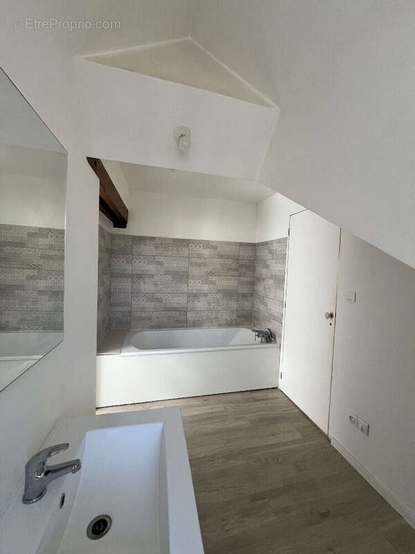 Maison à CREPY-EN-VALOIS