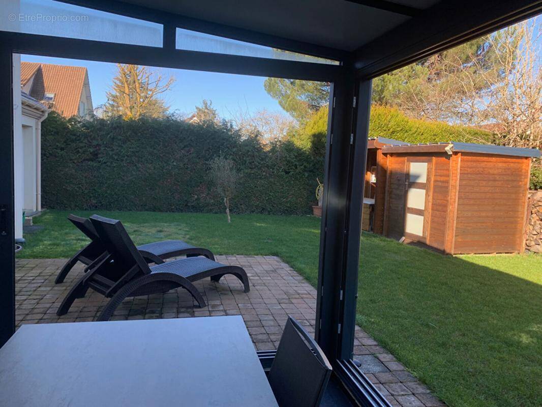 Maison à LE PERRAY-EN-YVELINES