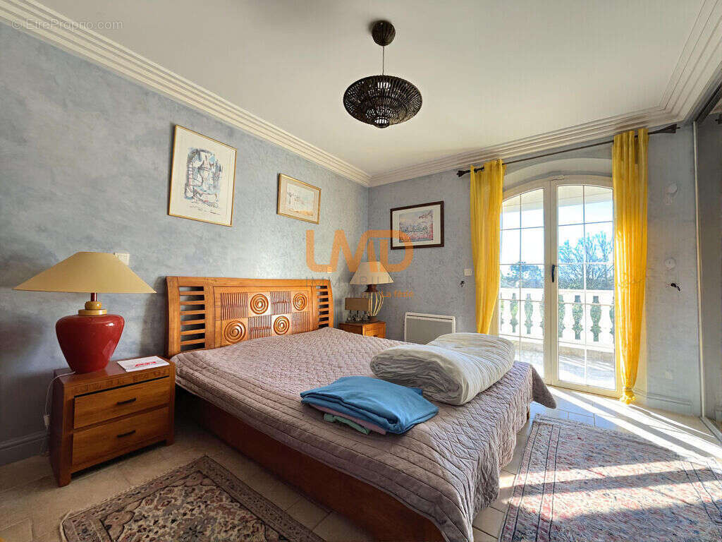 Maison à TRANS-EN-PROVENCE