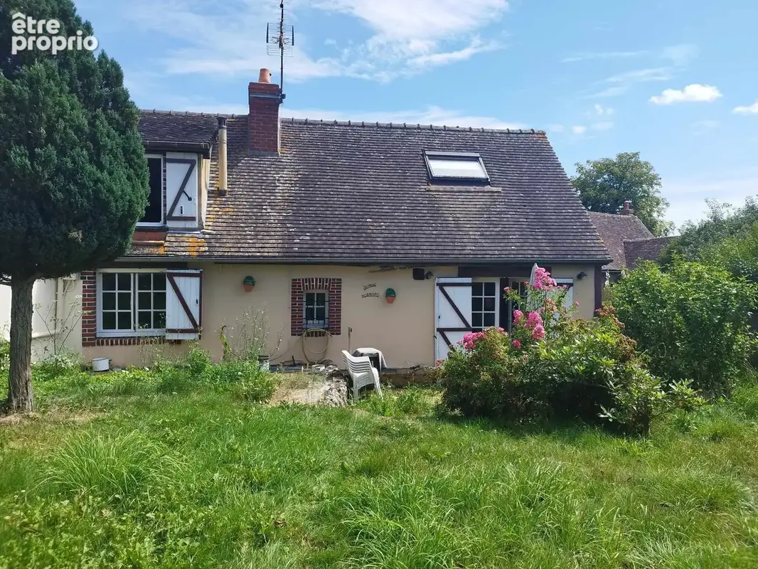 Maison à SAINT-MAURICE-LES-CHARENCEY