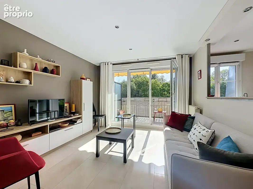 Appartement  dans un cadre privilégié au CENTRE VILLE - photo 2