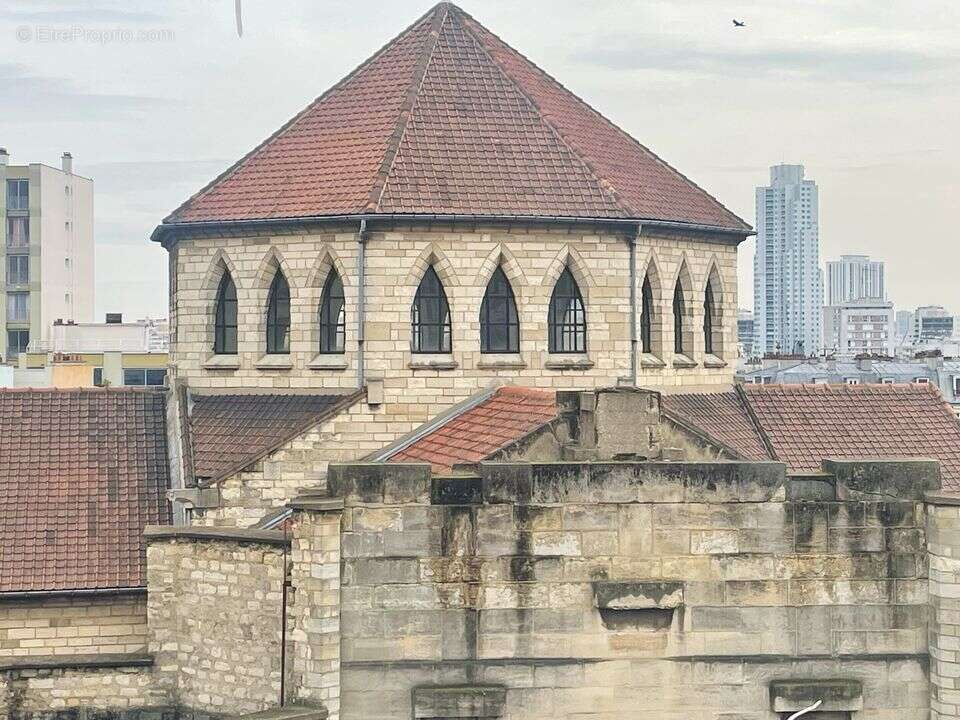 Appartement à PARIS-18E