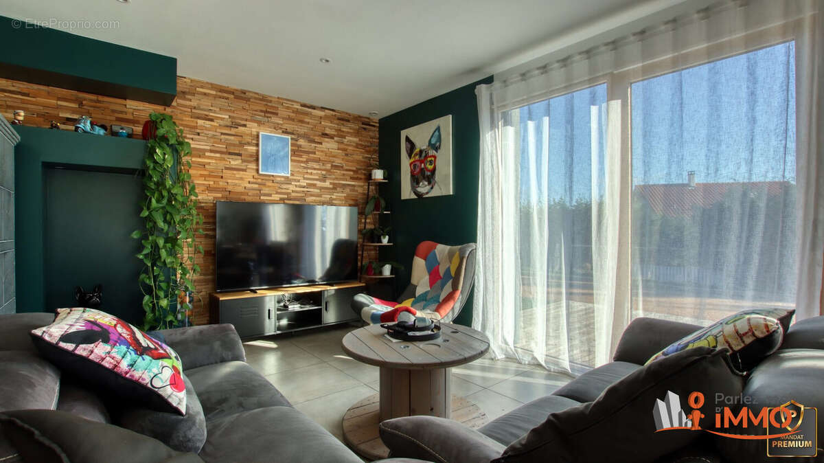 Maison à LA TOURETTE