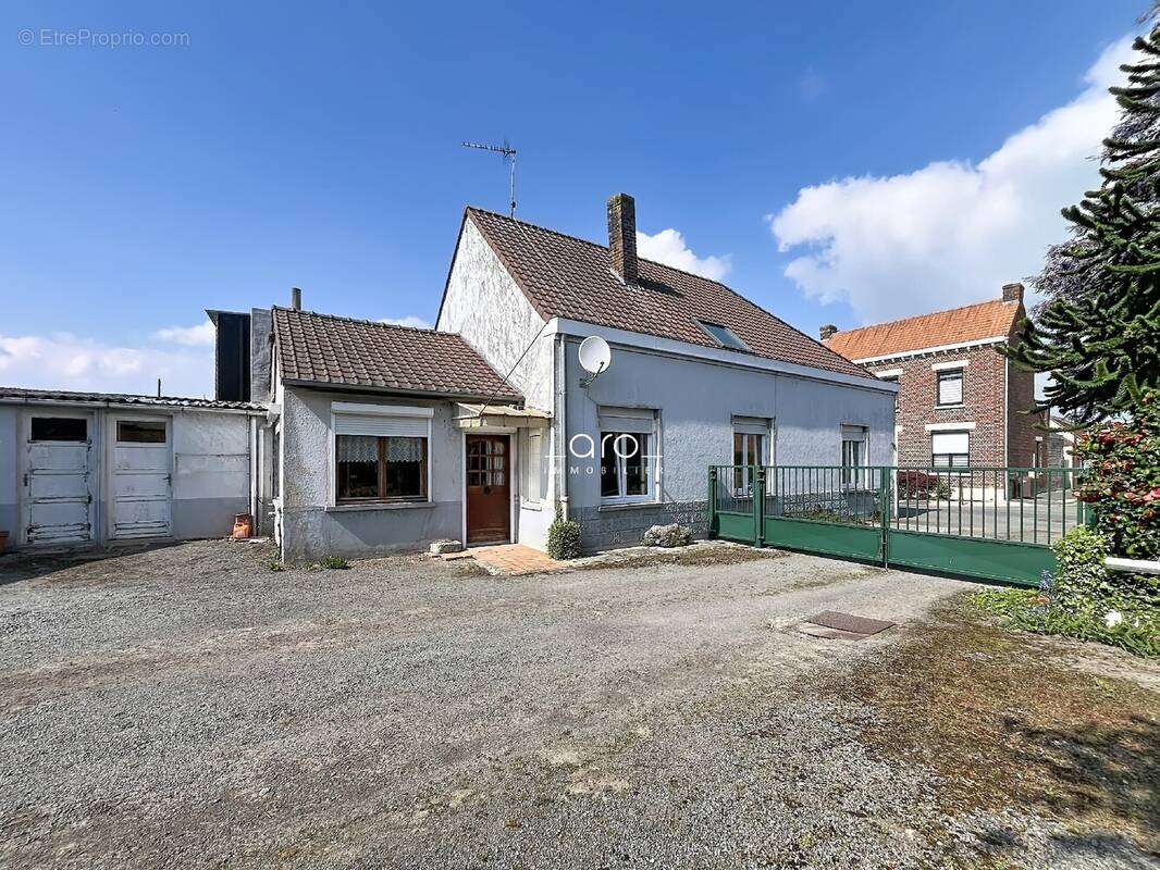 Maison à CAMPHIN-EN-PEVELE