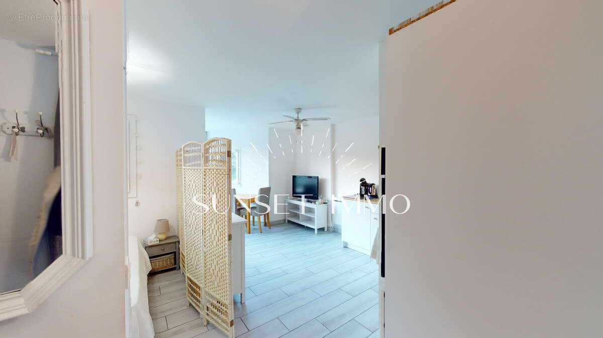 Appartement à SAUSSET-LES-PINS