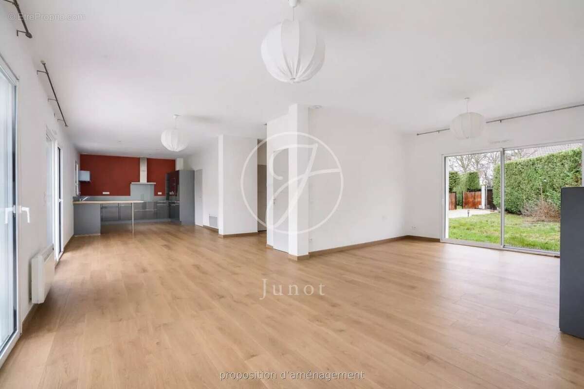 Maison à CROISSY-SUR-SEINE