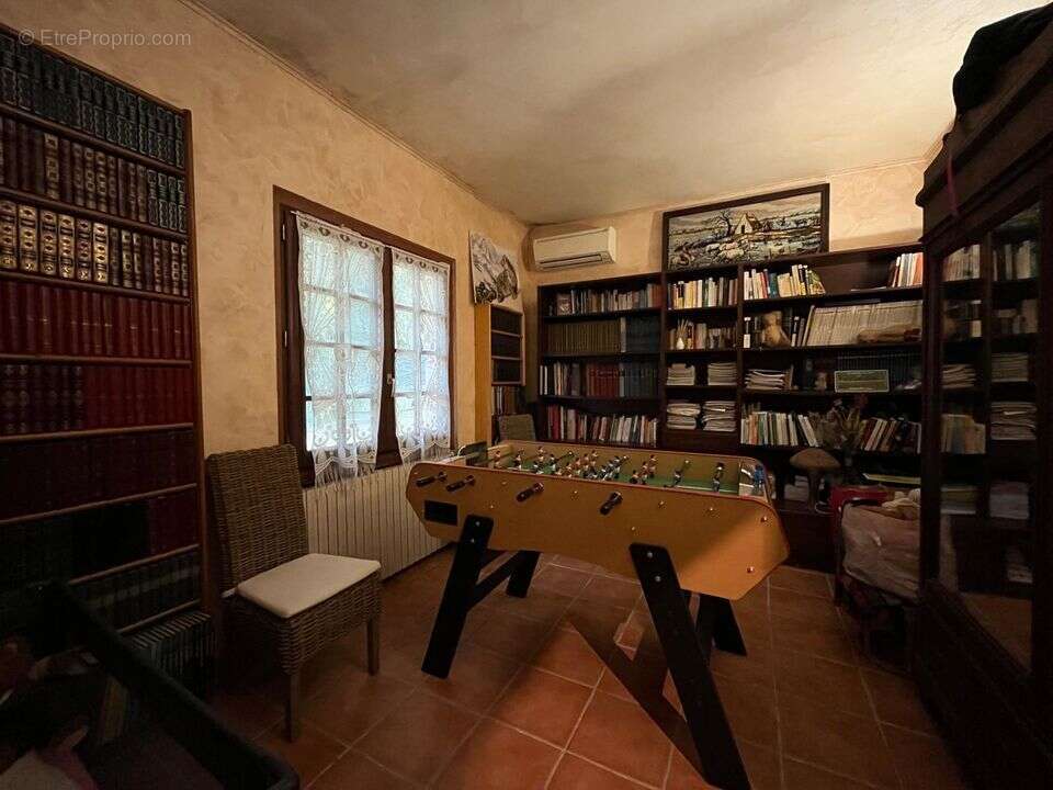 Maison à MONNETIER-MORNEX