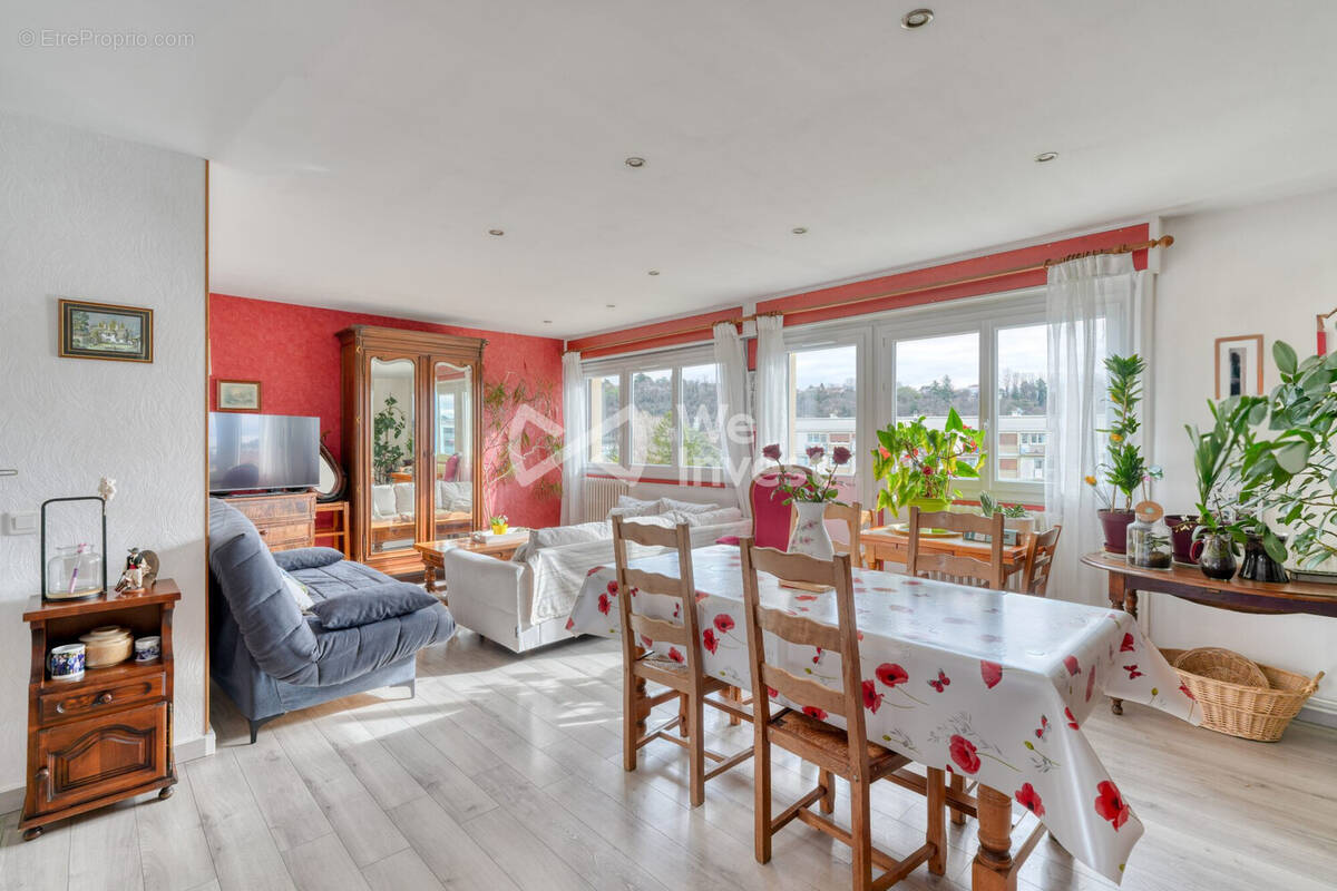 Appartement à FEYZIN