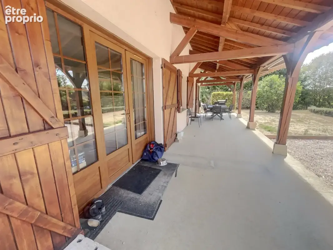 Maison de caractère au cœur de la campagne avec piscine et vaste dépendance - photo 15