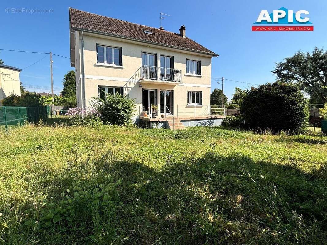 Appartement à GROSLAY