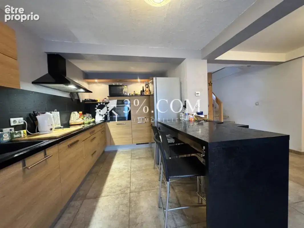 3%COM Maison rénovée avec 3 chambres - cour - cave - photo 4