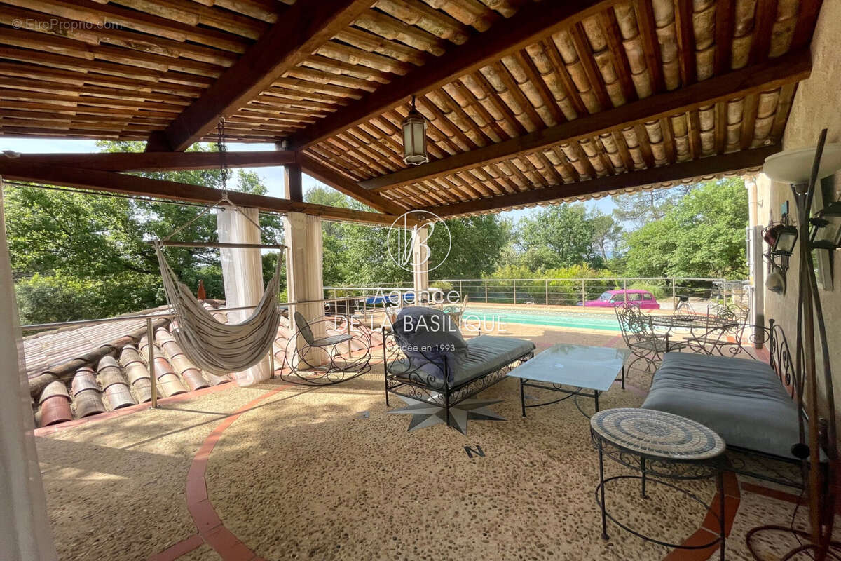 Maison à SAINT-MAXIMIN-LA-SAINTE-BAUME