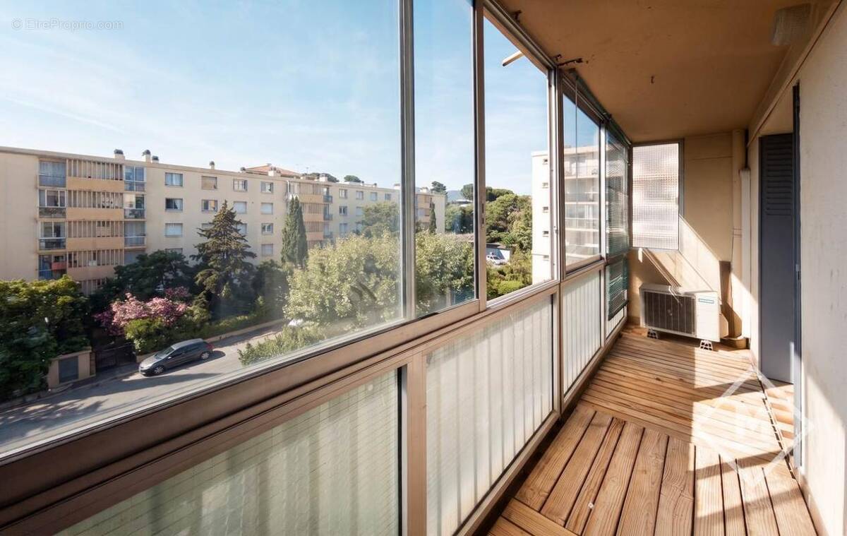 Appartement à MARSEILLE-13E