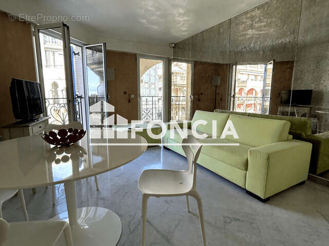 Appartement à MENTON