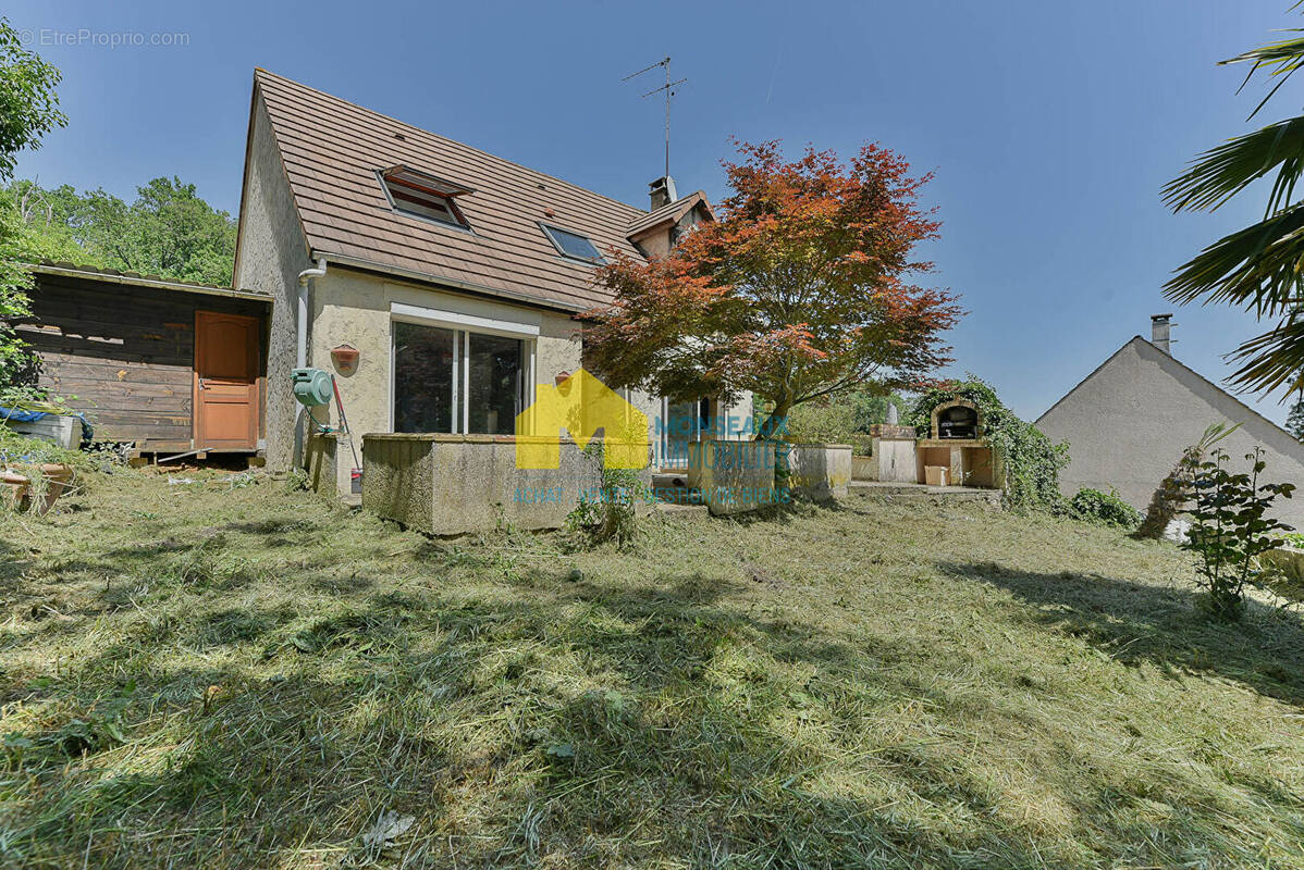 Maison à MONTLHERY
