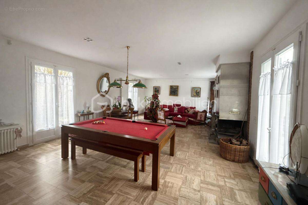 Maison à YERRES