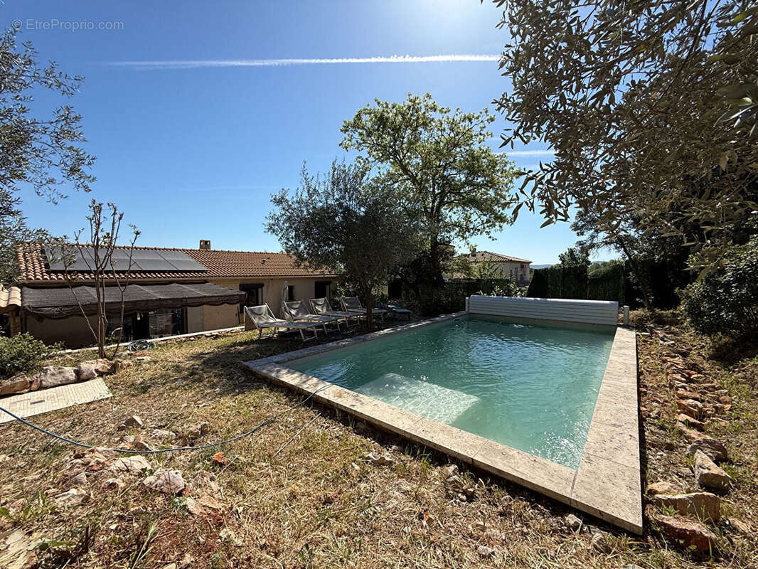 Maison à SAINT-MAXIMIN-LA-SAINTE-BAUME