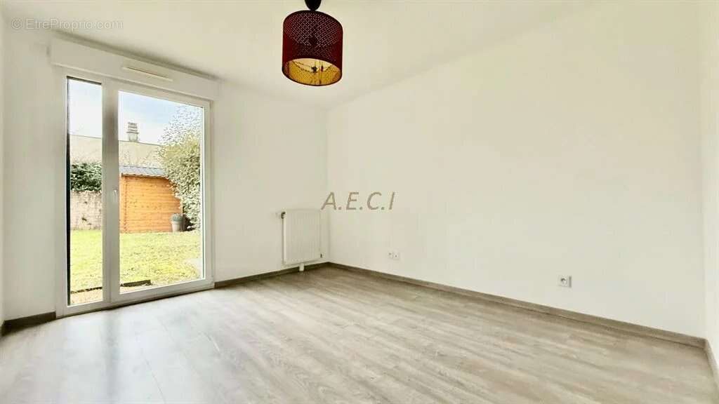 Appartement à COLOMBES