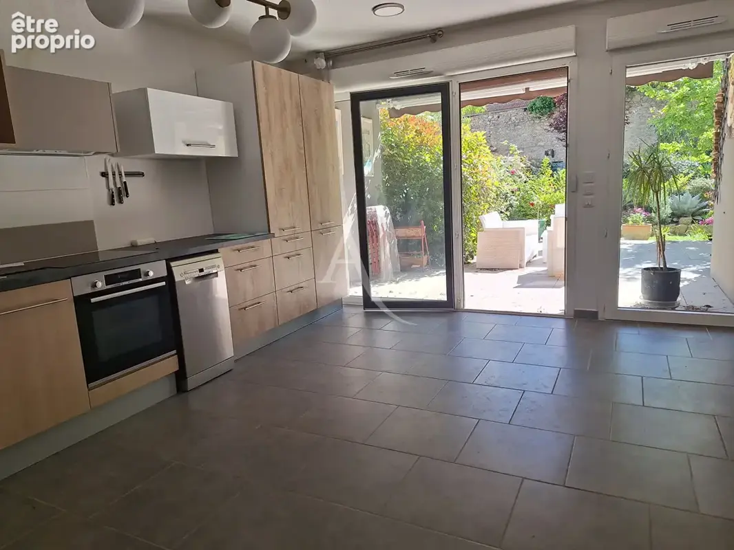 Appartement Sète 2/3 pièces jardin 115 m2 - photo 4