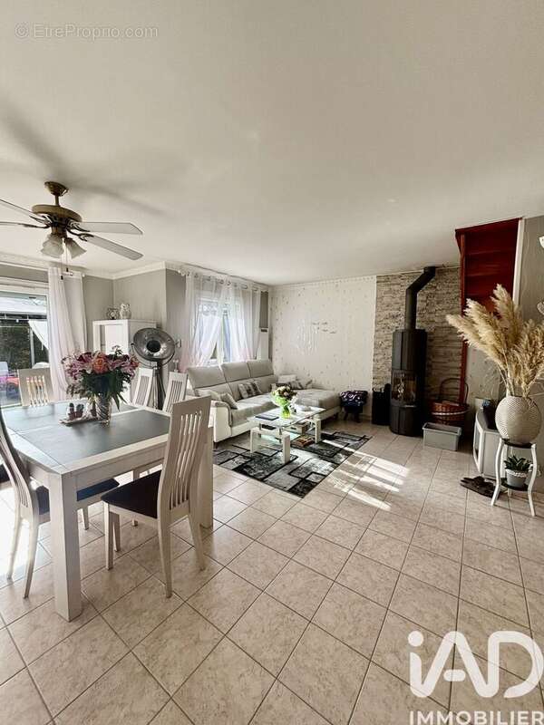 Photo 2 - Maison à ACHERES