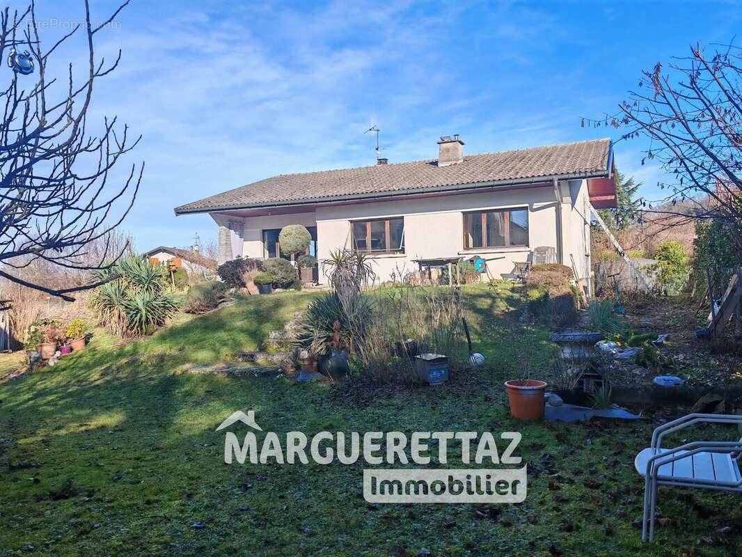 Maison à VETRAZ-MONTHOUX