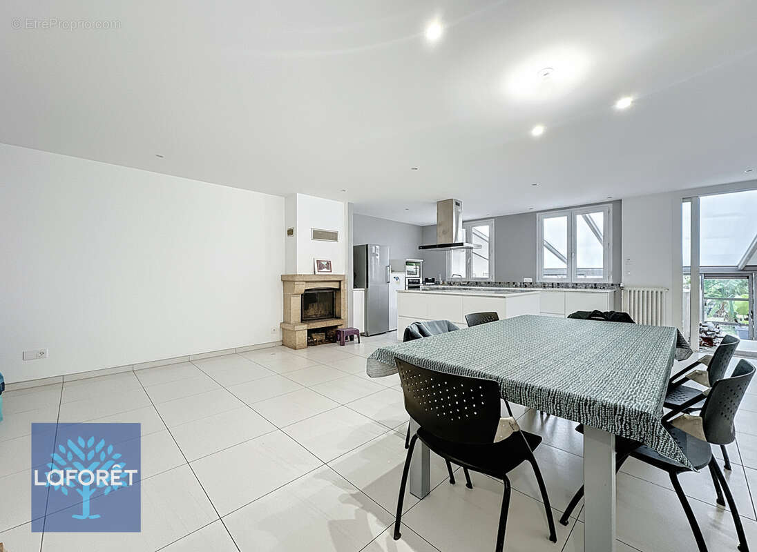 Maison à SAINT-AUBIN-DU-CORMIER